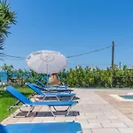 Apartment Mires House Side First Floor 10 *