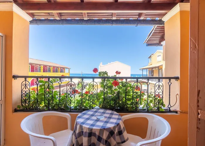 Διαμέρισμα Mires House Side First Floor 10 *