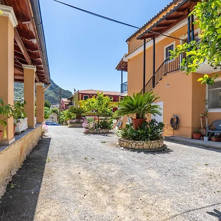 Mires House Side First Floor 10 * Agios Gordios (Corfu)