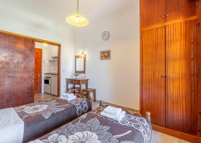 Apartman Mires House Side First Floor 10 *