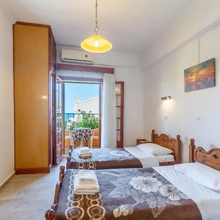 Mires House Side First Floor 10 Apartament *